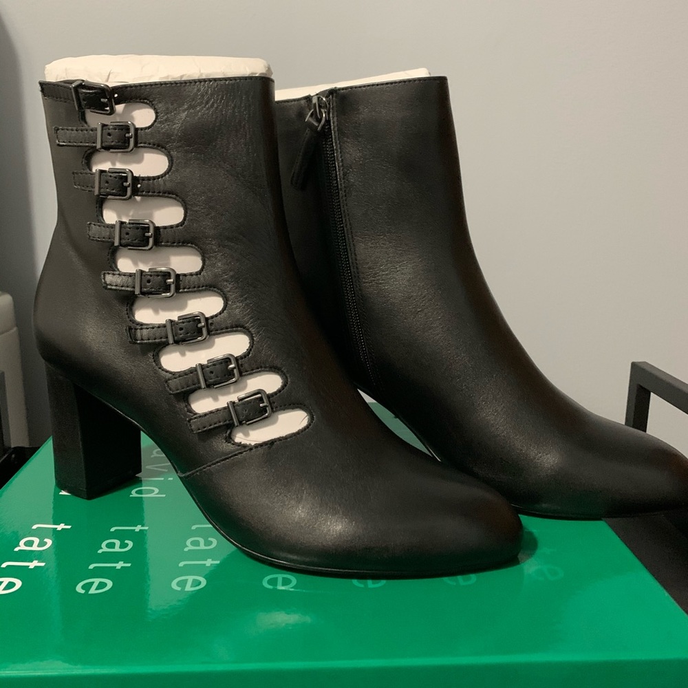 Mood bootie
